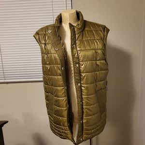 NWT Marc New York Andrew Marc Puffer Vest in Golden Olive size Large.
